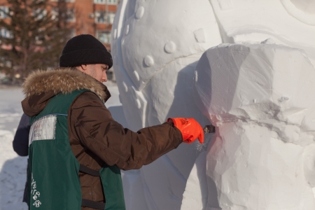 KRASNOYARSK, RUSSIA - JAN 18, 2014: Exhibition of paintings winter theme. Festival "Magic ice of Siberia" in Krasnoyarsk.のeditorial素材