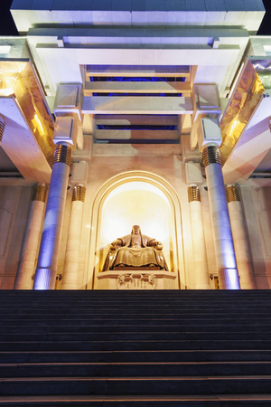 The monument, depicting a seated Genghis Khan, located on the square named after him in Ulan Bator, capital of Mongoliaのeditorial素材