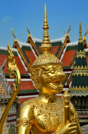 Sculpture golden guard in bangkok Thailandの写真素材