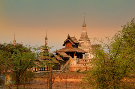Minochantha Stupa Group in Old Bagan Myanmar in sunriseの写真素材