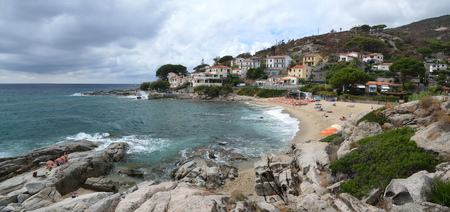 Small beach Spiagga di Seccheto in the south of Elba Island, Tuscany, Italy, Europe.のeditorial素材