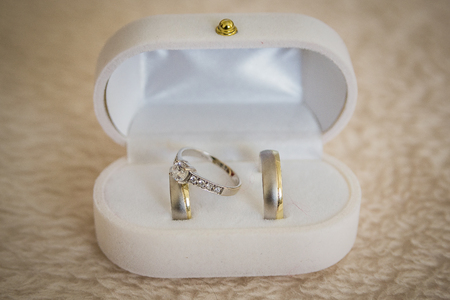 wedding rings gold and silver, macroの写真素材