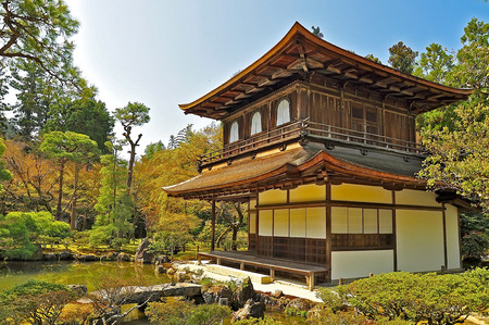Ginkakuji  Silver Pavilion  is a Zen temple along Kyoto s eastern mountains  Higashiyama   In 1482, shogun Ashikaga Yoshimasa built his retirement villa on the grounds of today s temple のeditorial素材