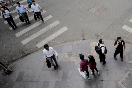 HO CHI MINH, VIETNAM - NOVEMBER 23, 2016: Street view of unidentified people in Ho Chi Minh city, the largest city in vietnam.のeditorial素材