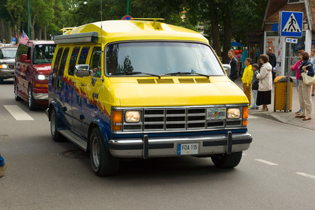 Palanga, Lithuania - August 01, 2015: movement of participants of American Spirit 2015 down the street cities of Palngaのeditorial素材