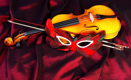 Violin and Carnival Maskの写真素材