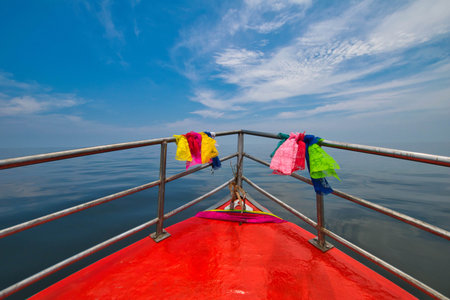 Single Boat In The Middle Of Seaの写真素材