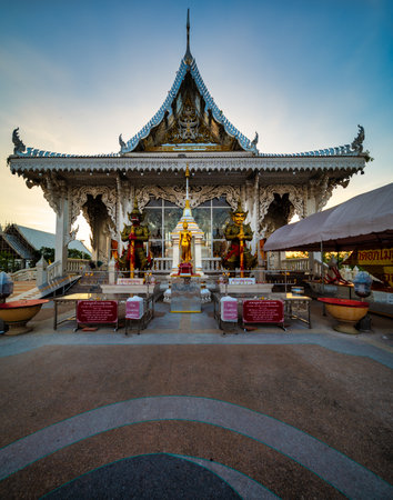 Khlong Luang Pang Subdistrict, Chachoengsao. Thailand, August 14,2022. Wat Veerachote Thammaram.  Its area of 36 rai provides peaceful atmosphere, which is surrounded by rice fields.のeditorial素材