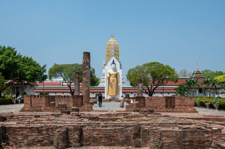 Phitsanulok, March 25 2023. Wat Phra Si Rattana Mahathat Woramahawihan, Large 14th-century temple complex best known for its revered golden statue of the Buddha.のeditorial素材