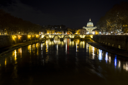 St. Peter from the Tiber river.の写真素材