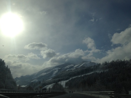 Alps landscape with roadの素材