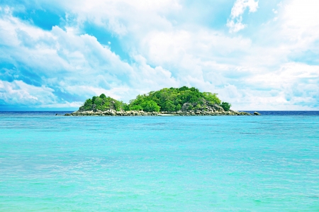 Beautiful small island in southern Thailandの写真素材