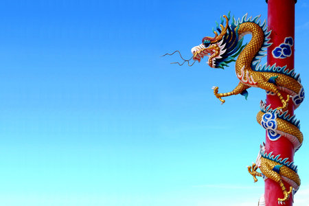 Chinese style dragon statue in templeの写真素材