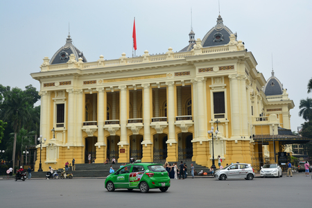 Hanoi, Vietnam - October 25,2015 : Hanoi Opera Houseのeditorial素材