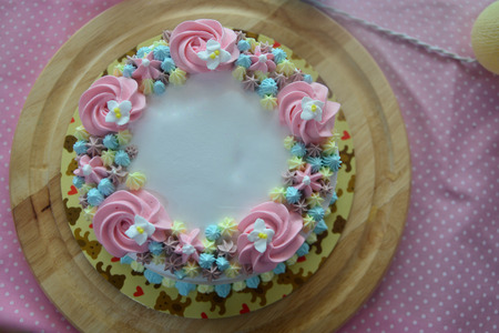 Cakes decorated with butter cream flowersの写真素材