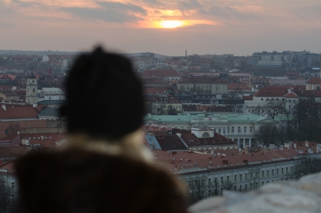 Woman looking to city of Vilnius  Lithuania の写真素材