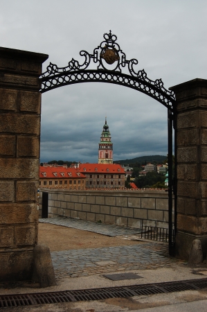 Tower of Cesky Krumlov castle seen through the gate UNESCO World Heritage Site in south Czech republic のeditorial素材