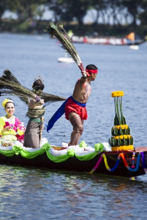 Sakon traditional peacock dance procession round のeditorial素材