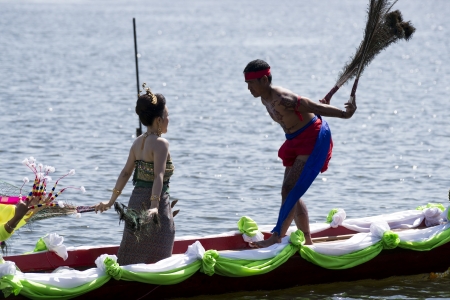 Sakon traditional peacock dance procession round のeditorial素材