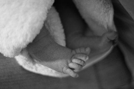 Newborn feet of babyの写真素材