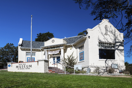 Santa Cruz, USA-October 26,2016 : Santa Cruz, California, Museum of Natural History has been connecting people to the wonders of nature for over 100 years,  highlights the regionÃ¢ï¿½ï¿½s diverse plant, animal, and human communities from the shoreline of のeditorial素材