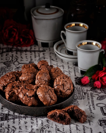 Chocolate biscuits with cracksの写真素材