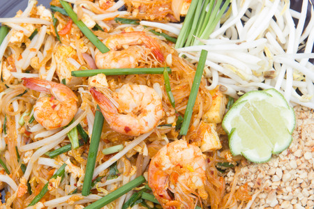 Thai food Pad thai , Stir fry noodles with shrimp in padthai style isolate white background.の写真素材