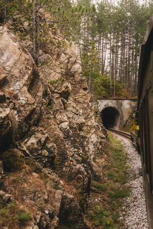 Train Approaching Tunnel on Sargan Eight Railwayの写真素材