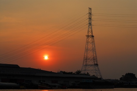 High-voltage transmission line
