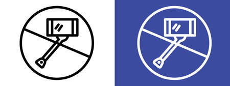 No selfie sign logo sign vector outline in black and white colorのイラスト素材