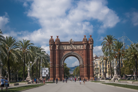 BARCELONA, SPAIN - SEPTEMBER 8, 2014: Arch of Triumph in ciutadella park, an archway structure built by the architect Josep Vilaseca i Casanovas. Ciutadella Parc is a park in Ciutat Vella district, Barcelona city.のeditorial素材