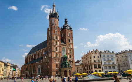 Krakow, Poland - 08/08/2020 - St. Mary's Church in the Market Square in Krakowのeditorial素材