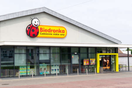 KÅobuck, Poland - 07/25/2021 - Biedronka chain store in KÅobuckのeditorial素材