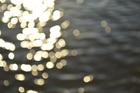 the glare on the waterの写真素材