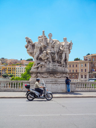 The Roman bridge, on which rides a scooter, Rome, Italyのeditorial素材