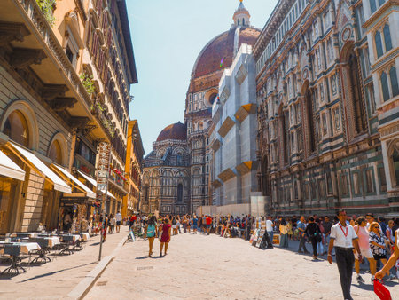 Florence / Italy- June 2018: Crowded streets of Florence in Italy with the famous Cathedralのeditorial素材