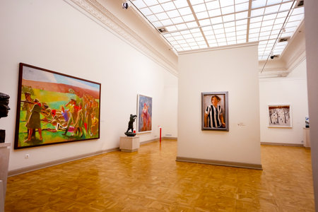 An art gallery with white walls. Interior inside the Russian Museum in Saint Petersburgのeditorial素材