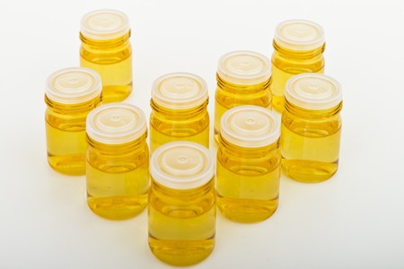 cosmetic glass containers with concentrated antioxidant