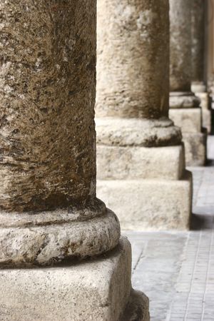 Cuba columns
