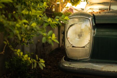 Car headlights in old models