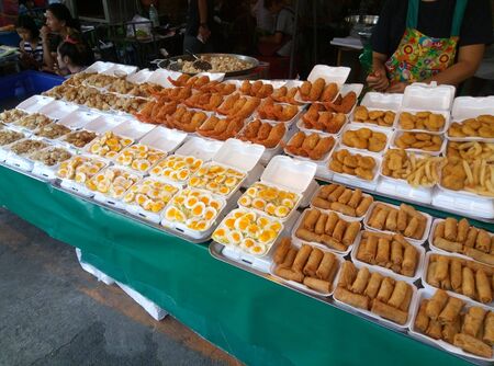 Bangkok street food snack counter.のeditorial素材