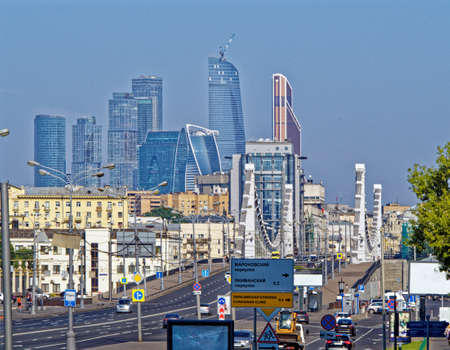Moscow, Russia: Krymsky Bridge or Crimean Bridge, residential buildings and the Moscow International Business Center "Moscow-City", also known as Moscow-Cityの写真素材