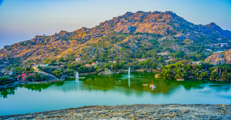 Mount Abu is a hill station in western Indiaâs Rajasthan state, near the Gujarat border.のeditorial素材
