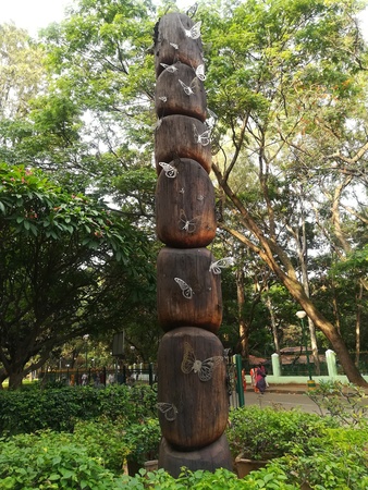 Wood pole art backgroundの写真素材