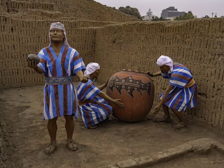 Human figures representing the costumes, vessels and the day to day of the ancient settlers of Huaca Pucllana. Lima city, Peruのeditorial素材