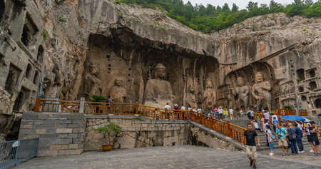 The main cave (Fengxiangsi Cave) of Longmen Grottoes in Luoyang,. A major Buddhist caves of Chinaのeditorial素材