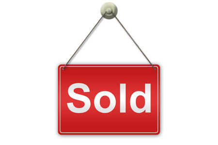 Illustration of a red "Sold" sign isolated on white backgroundの写真素材