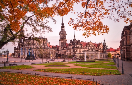 evening in Dresdenの写真素材