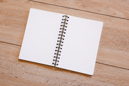 Blank Paper On Wooden Tableの写真素材