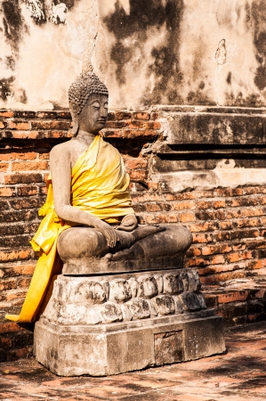 buddha statue in thai templeの写真素材